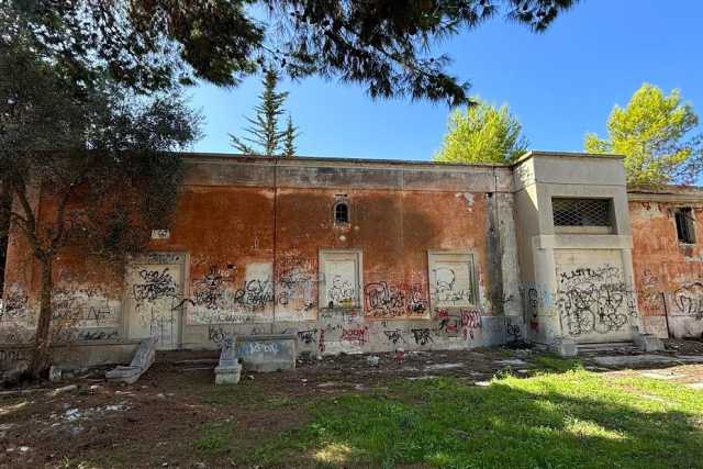 Triggiano. Nobile dimora, rifugio per ragazzi, discarica: le mille vite dell'antica Villa Carbonara